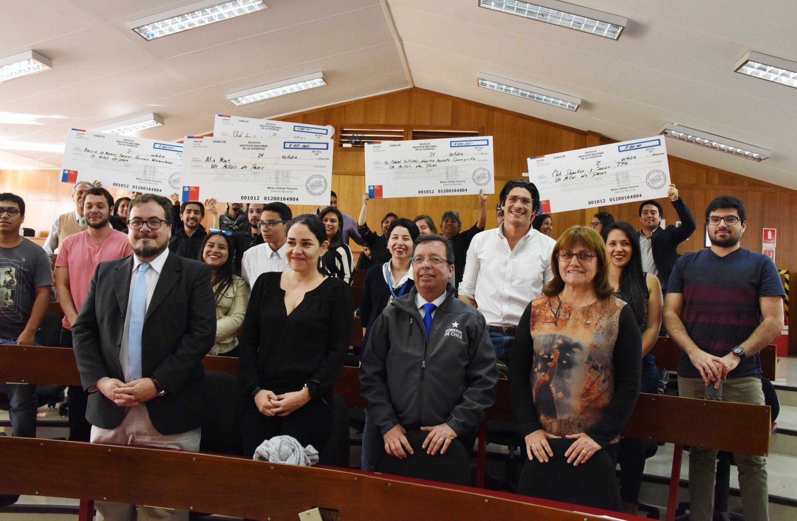 Cheques injuv.JPG